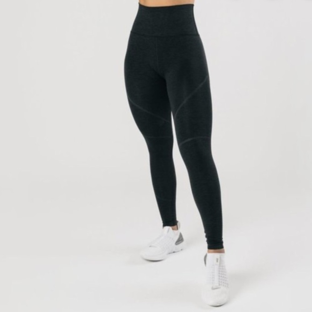 Alphalete Women’s Size M OG Revival Leggings Black Marl High Rise Gym Baddie NEW